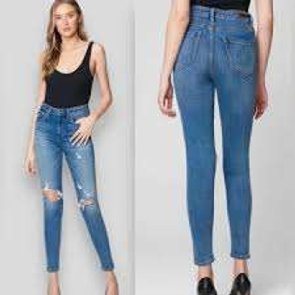 BlankNYC Skinny Classique Distressed Jeans Size 25 Medium Wash Ripped Blue Denim